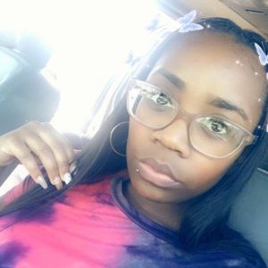 Meet your Posher, Miriah